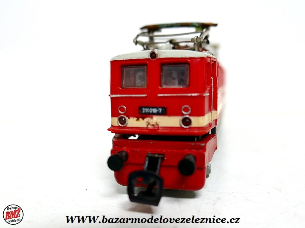 BTTB - Elektrická lokomotiva BR 211 018 DR - TT