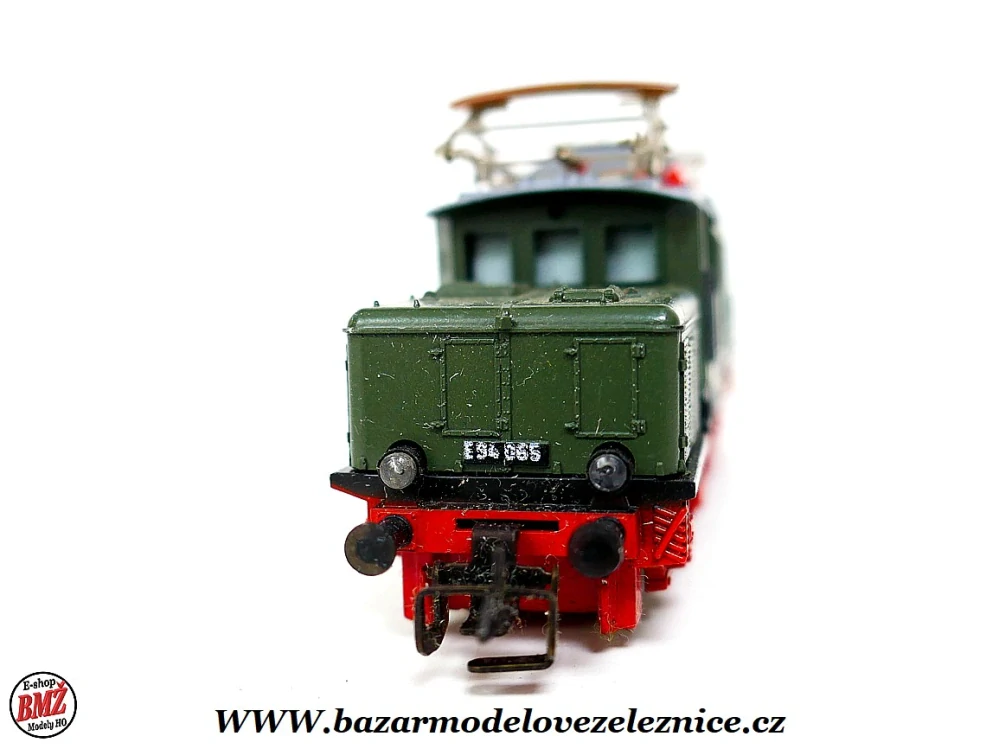 BTTB - Elektrická lokomotiva E 94 065 DR - TT
