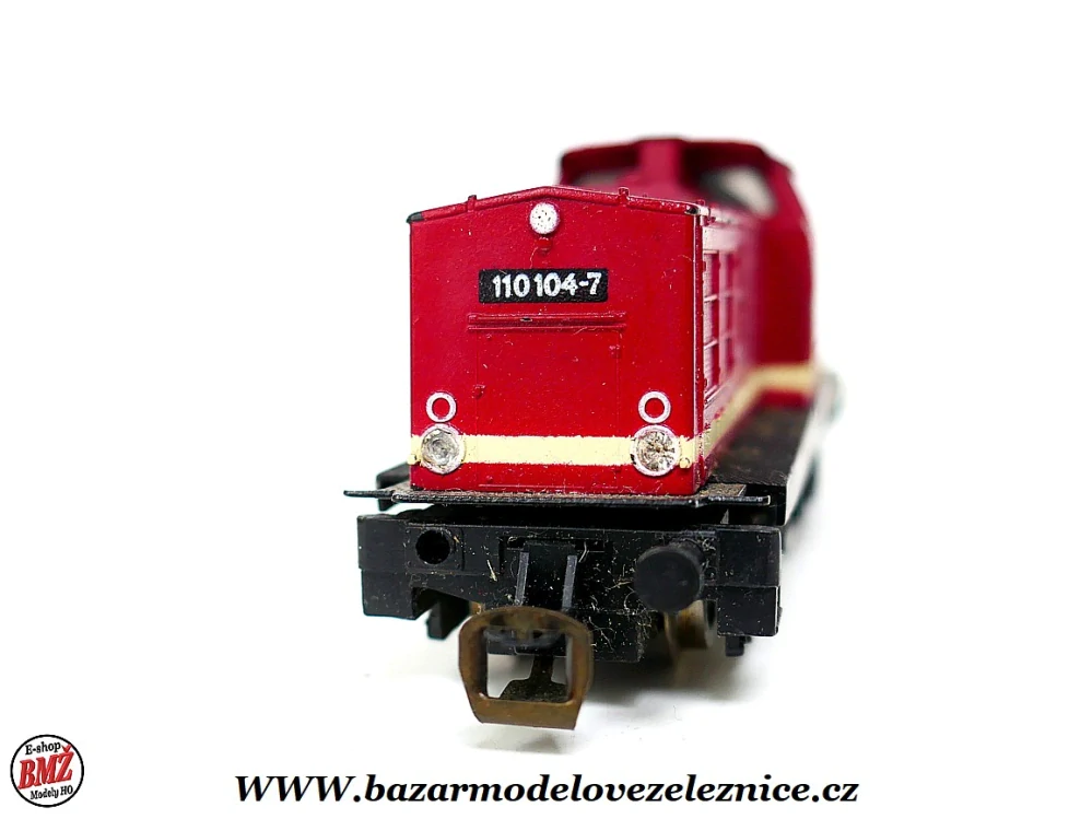 BTTB - Dieselová lokomotiva BR 110 104 DR - TT