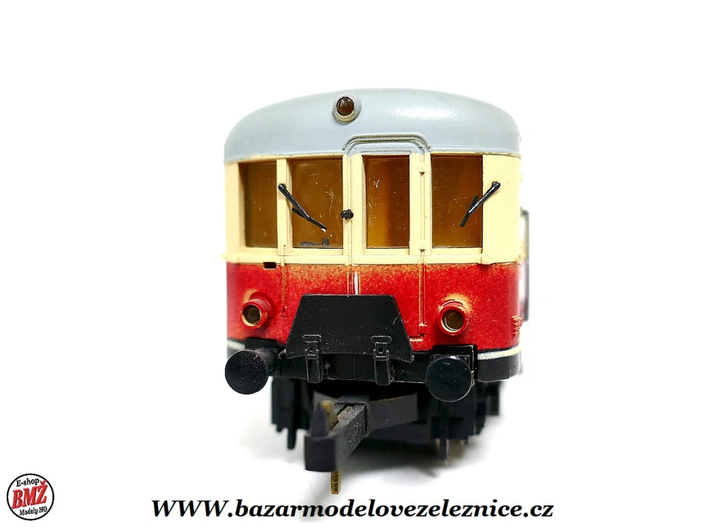 PIKO DDR - DC - Motorový vůz BR 185 DR - HO