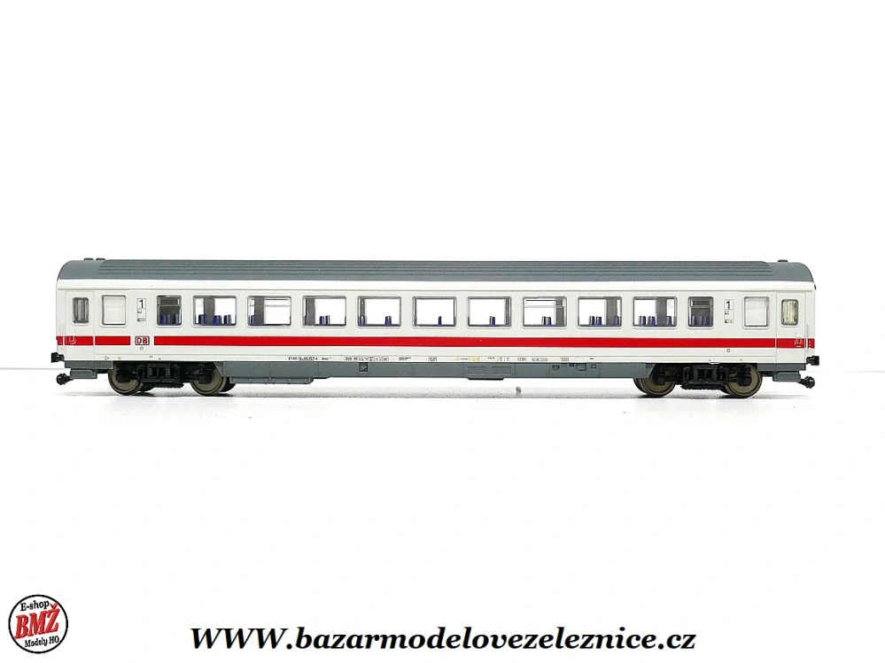 Nové Piko - DSS - Set s BR 215 + 3 os.vozy DB - HO