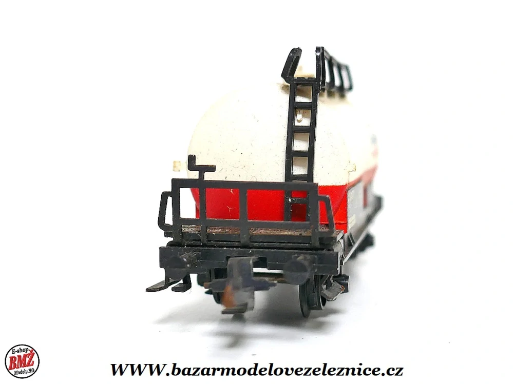 BTTB - Cisternový vůz Mobil SJ - TT