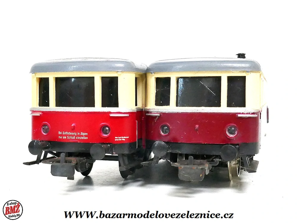 PIKO DDR - DC - Motorová souprava VT 135 DR - HO