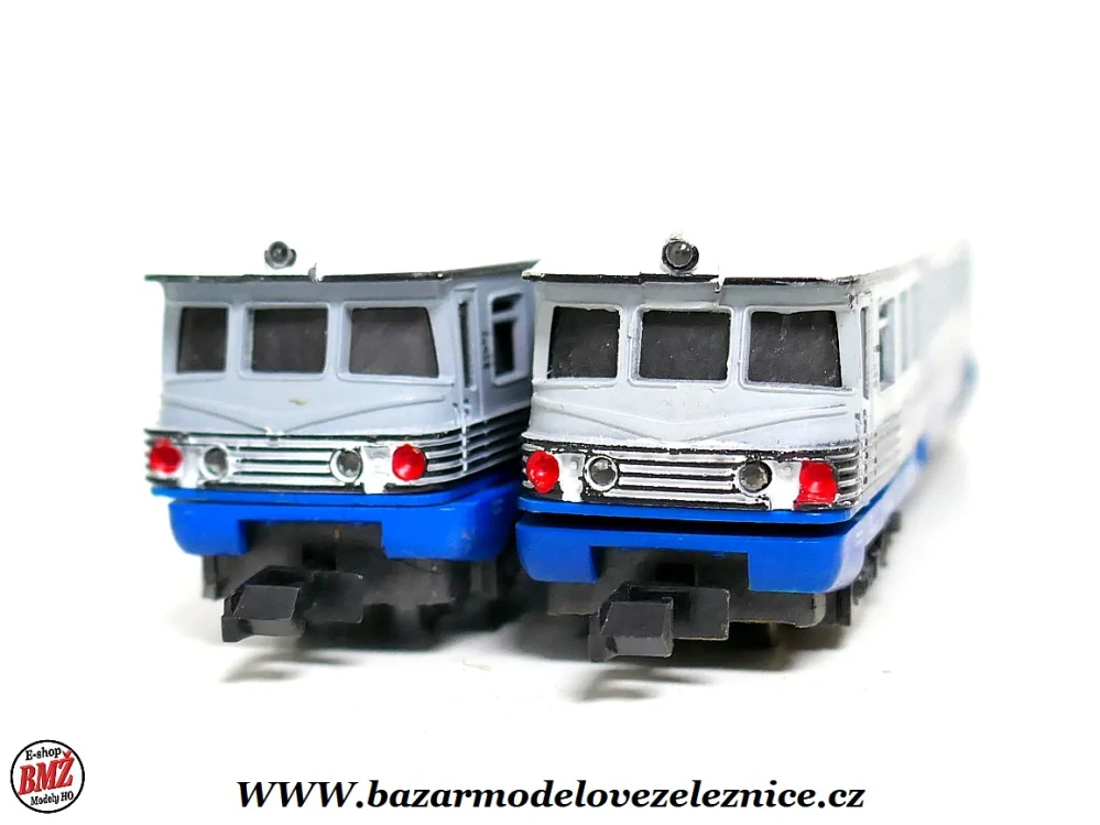 Piko DDR - DC - Motorová souprava VT 4.12 DR - N