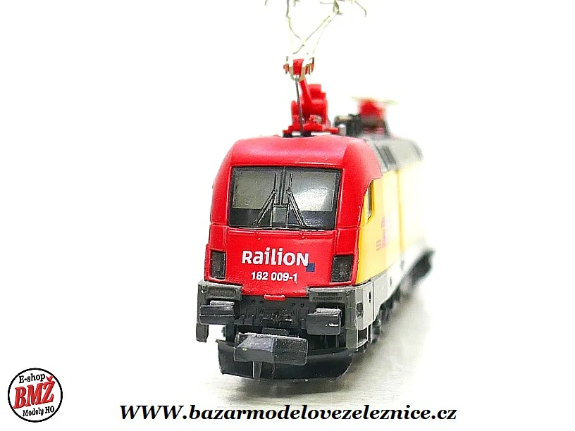 Hobbytrain - DSS - Elektrická lokomotiva 182 Taurus - DHL - N