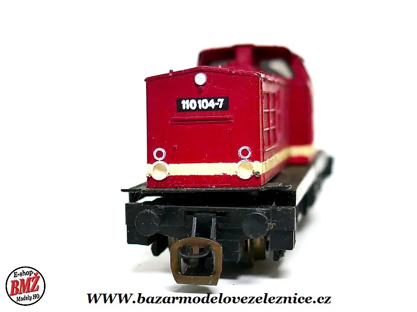 BTTB - Dieselová lokomotiva BR 110 104 DR - TT
