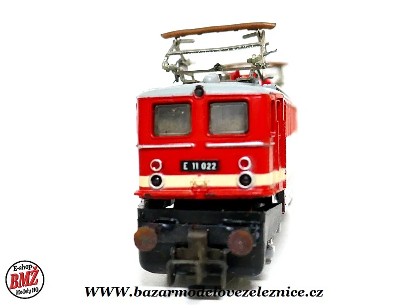 BTTB - Elektrická lokomotiva E 11 022 DR - TT