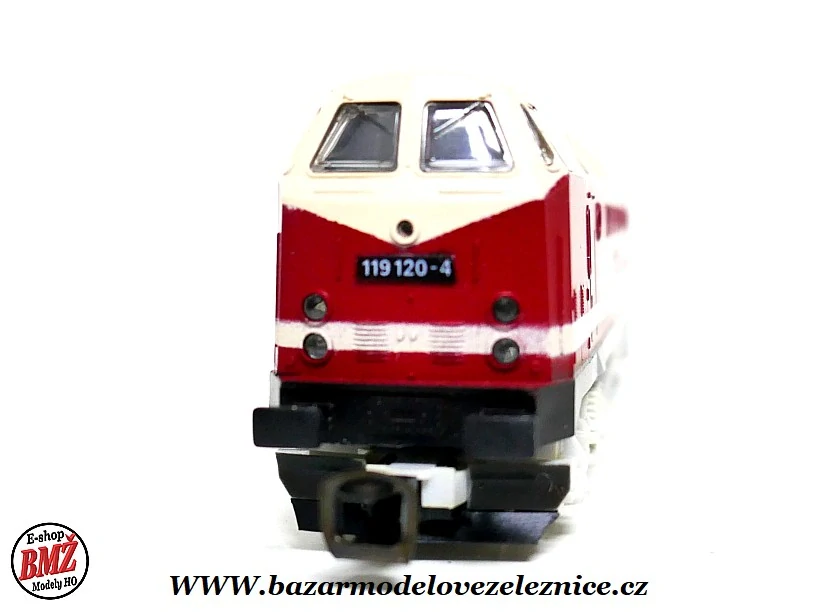 BTTB - Dieselová lokomotiva BR 119 120 DR - TT