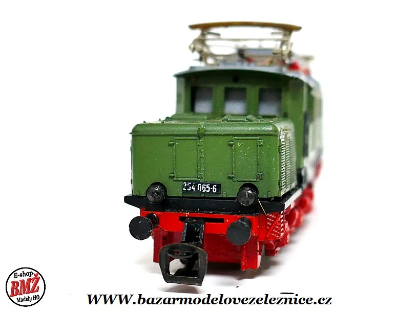 BTTB - Elektrická lokomotiva BR 254 065 DR - TT