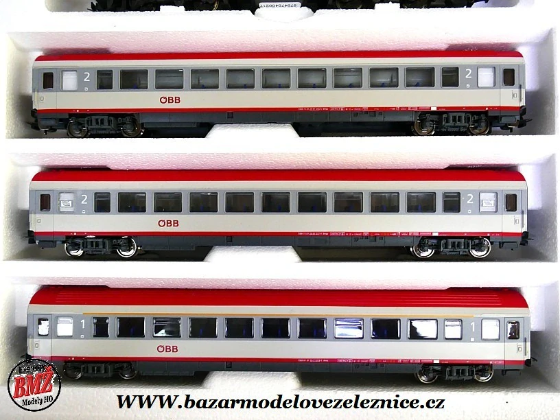 Nové Piko - DSS - Set s elektrickou lokomotivou Taurus OBB + 3 vozy osobní - HO