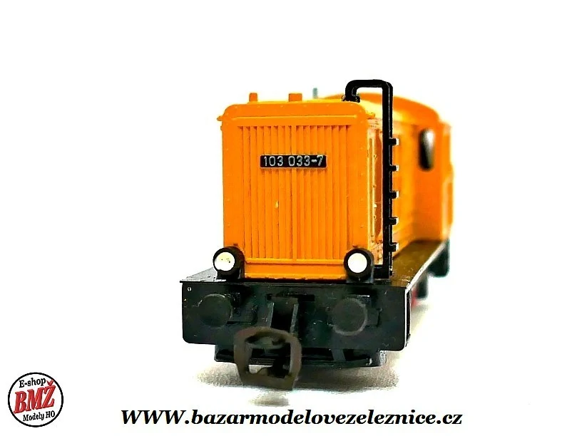 BTTB - Dieselová lokomotiva BR 103 033 DR - TT