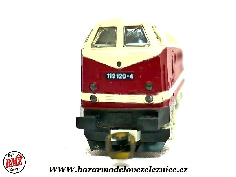 BTTB - Dieselová lokomotiva BR 119 120 DR - TT
