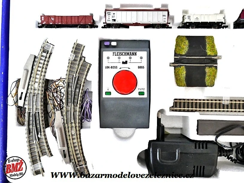 Fleischmann - DCC - Set s Dieselovou lokomotivou BR 218 DB + 3 vozy N