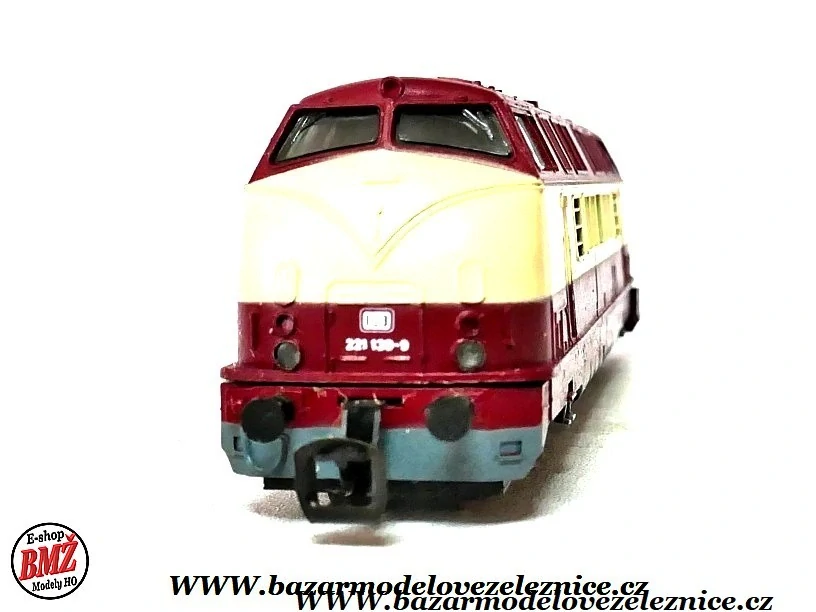BTTB - Dieselová lokomotiva BR 221 139 DB - TT