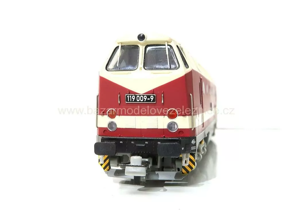 Brawa - DSS - Dieselová lokomotiva BR 119 009 DR - HO