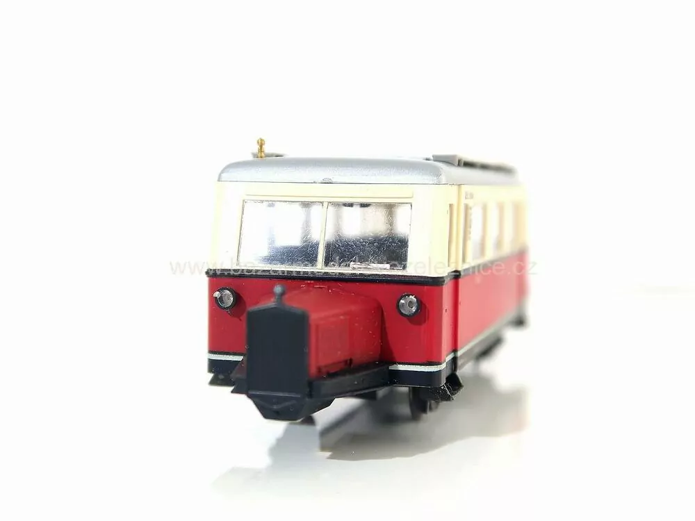 BEMO - DC - Motorový vůz Wismar - HO