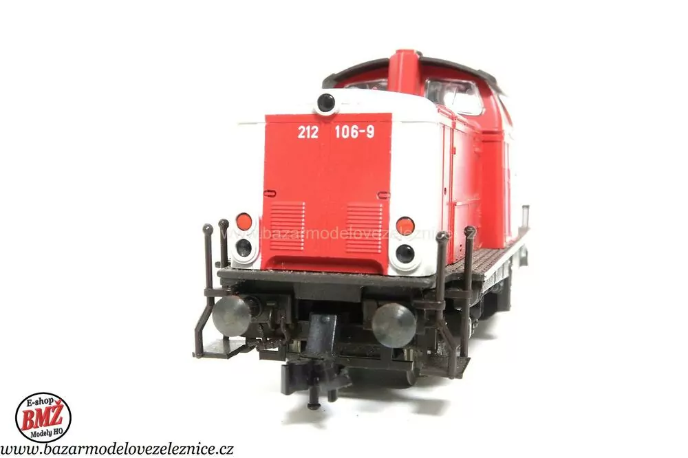 Fleischmann - DC - Dieselová lokomotiva BR 212 106 DB- HO