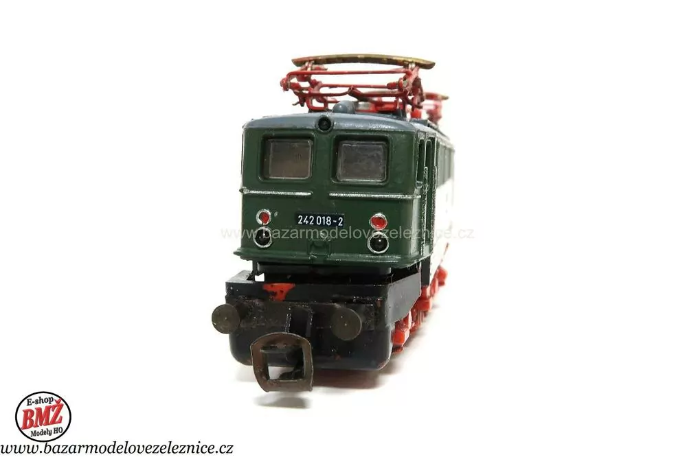 Zeuke - Elektrická lokomotiva BR 242 018 DR - TT