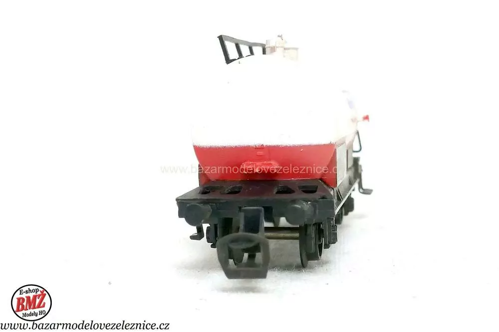 BTTB - Cisternový vůz Mobil SJ - TT