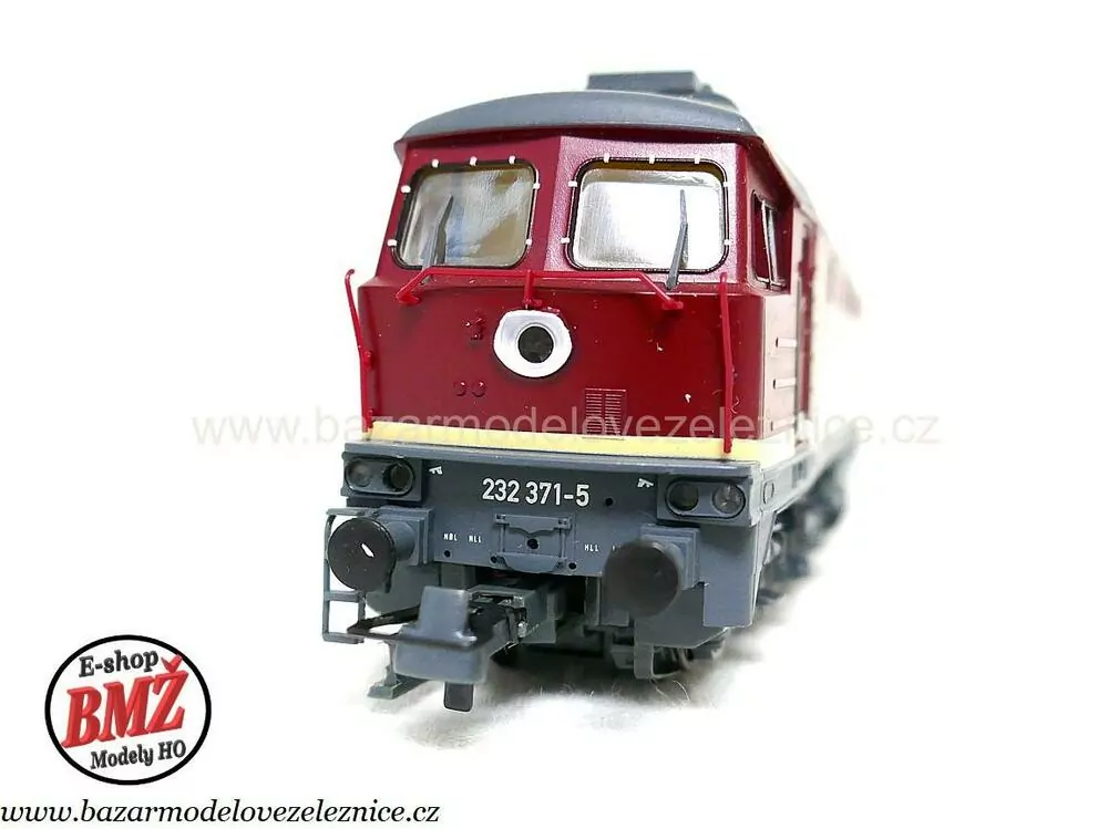 Brawa - DC - Dieselová lokomotiva BR 232 371 DR - HO