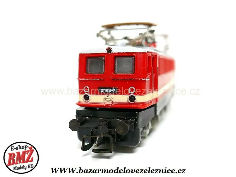 Zeuke - Elektrická lokomotiva BR 211 018 DR - TT