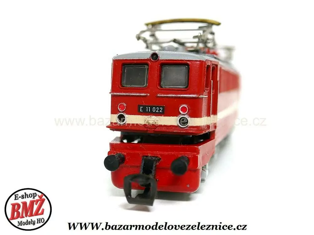 BTTB - Elektrická lokomotiva E 11 022 DR - TT