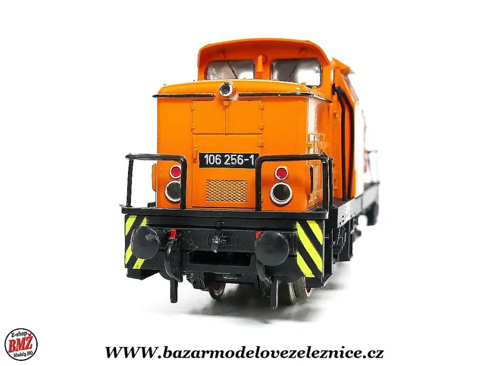 Piko DDR - DC - Dieselová lokomotiva BR 106 256 DR - HO