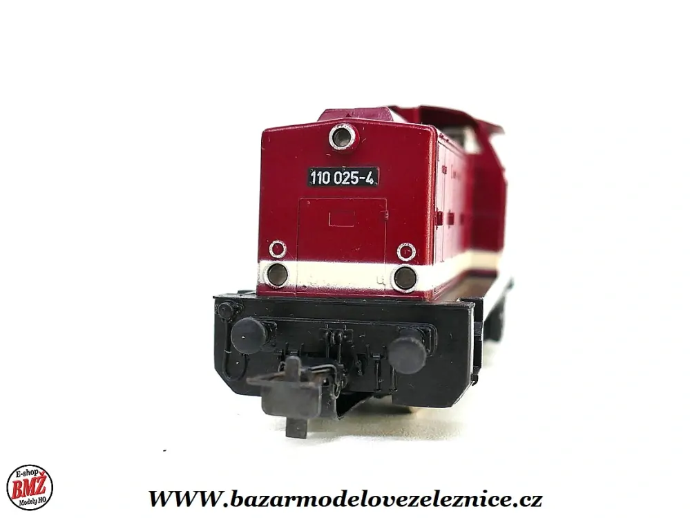 PIKO DDR - DC - Dieselová lokomotiva BR 110 025 DR - HO