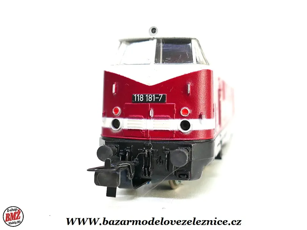 PIKO DDR - DC  - Dieselová lokomotiva BR 118 181  DR - HO