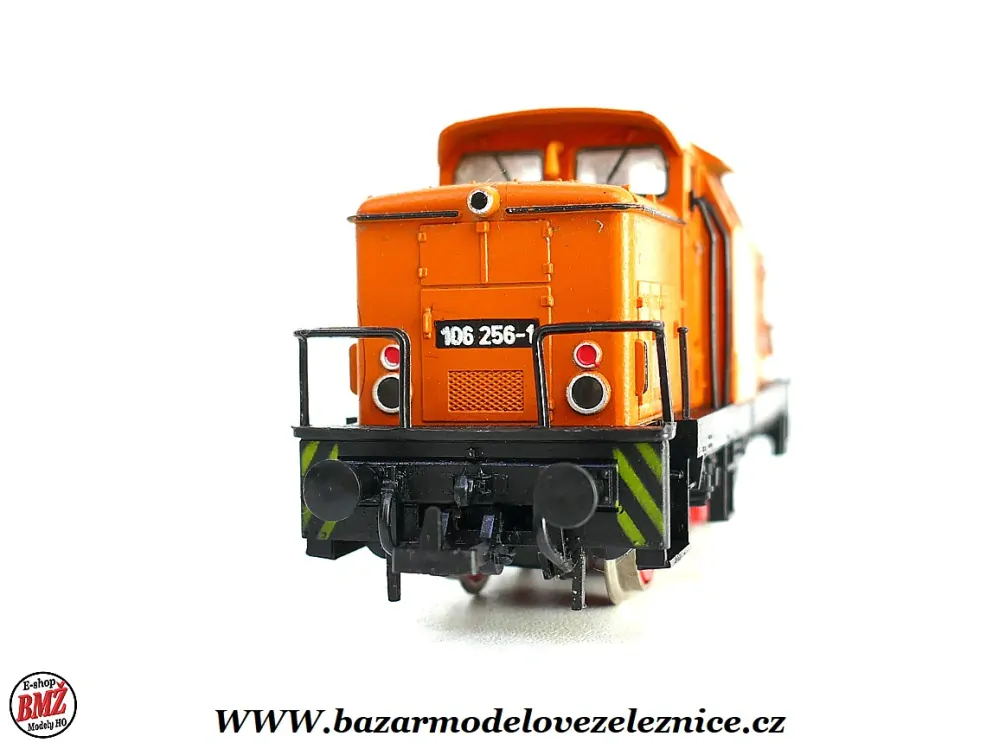 Piko DDR - DC - Dieselová lokomotiva BR 106 256 DR - HO