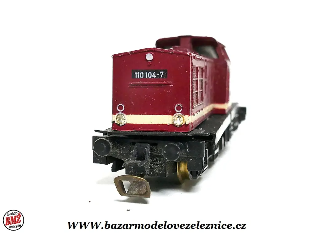BTTB - Dieselová lokomotiva BR 110 104 DR - TT