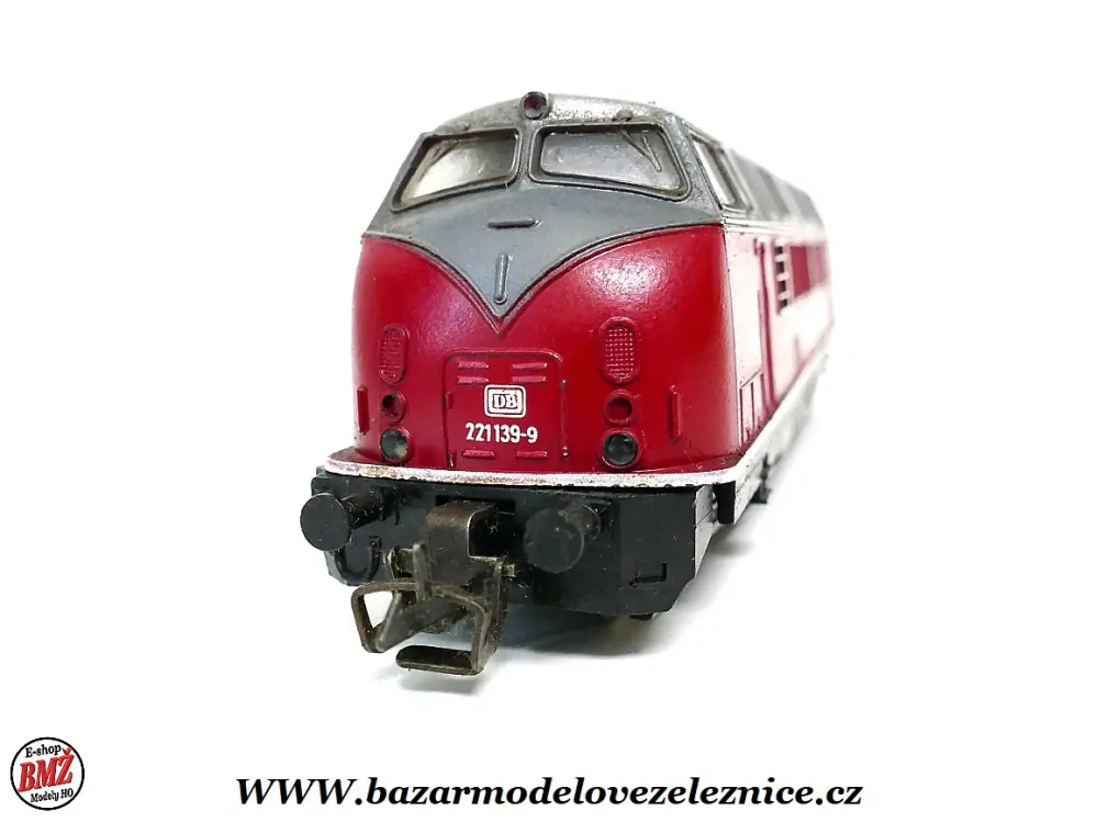 BTTB - Dieselová lokomotiva BR 221 139 DB - TT