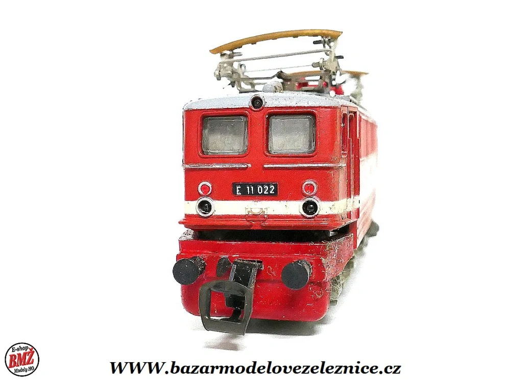 BTTB - Elektrická lokomotiva E 11 022 DR - TT