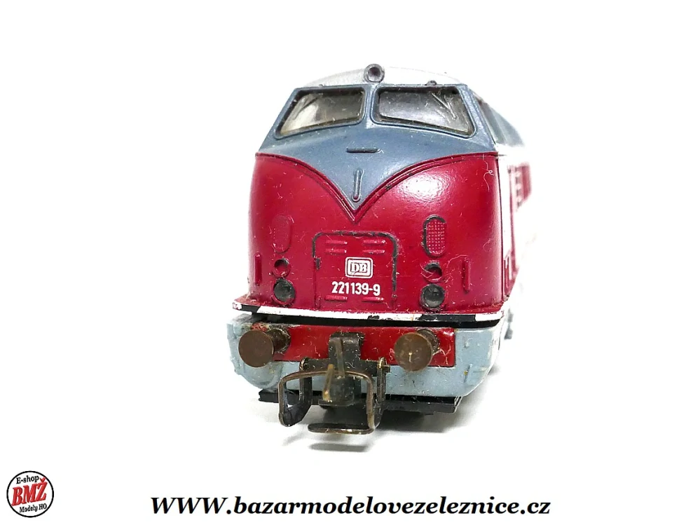 BTTB - Dieselová lokomotiva BR 221 139 DB - TT
