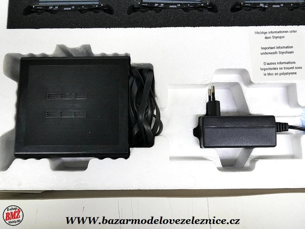 Roco - DCC - Set BR 132 DR + 3 nákl. vozy - TT