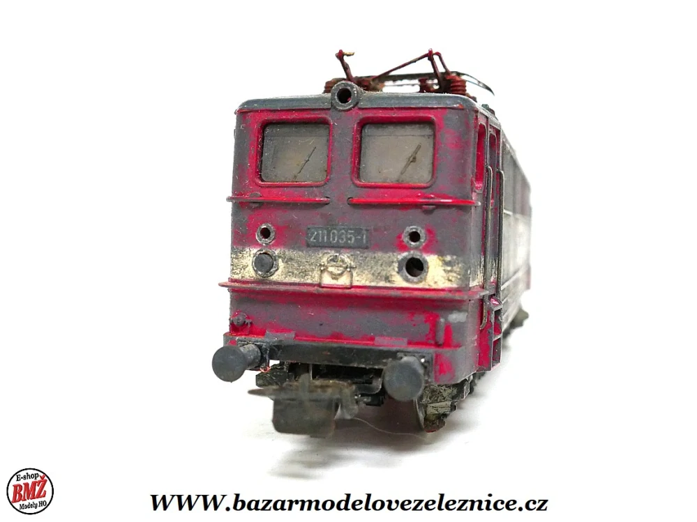 Piko DDR - DC - Elektrická lokomotiva E 211 035 DR patina - HO
