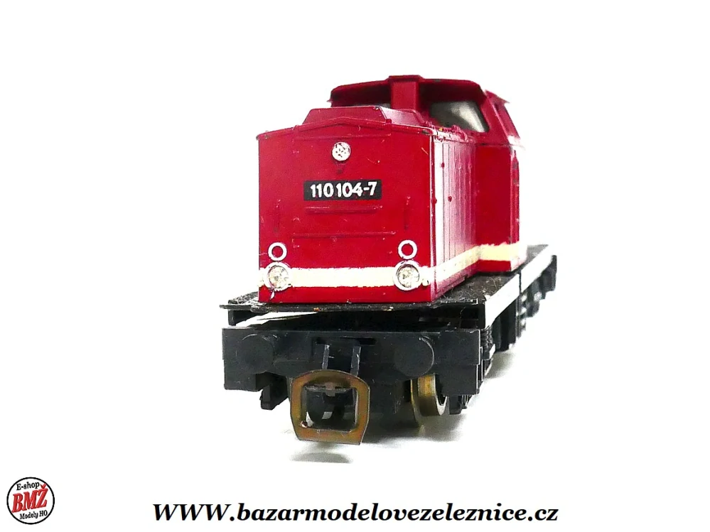 BTTB - Dieselová lokomotiva BR 110 104 DR - TT