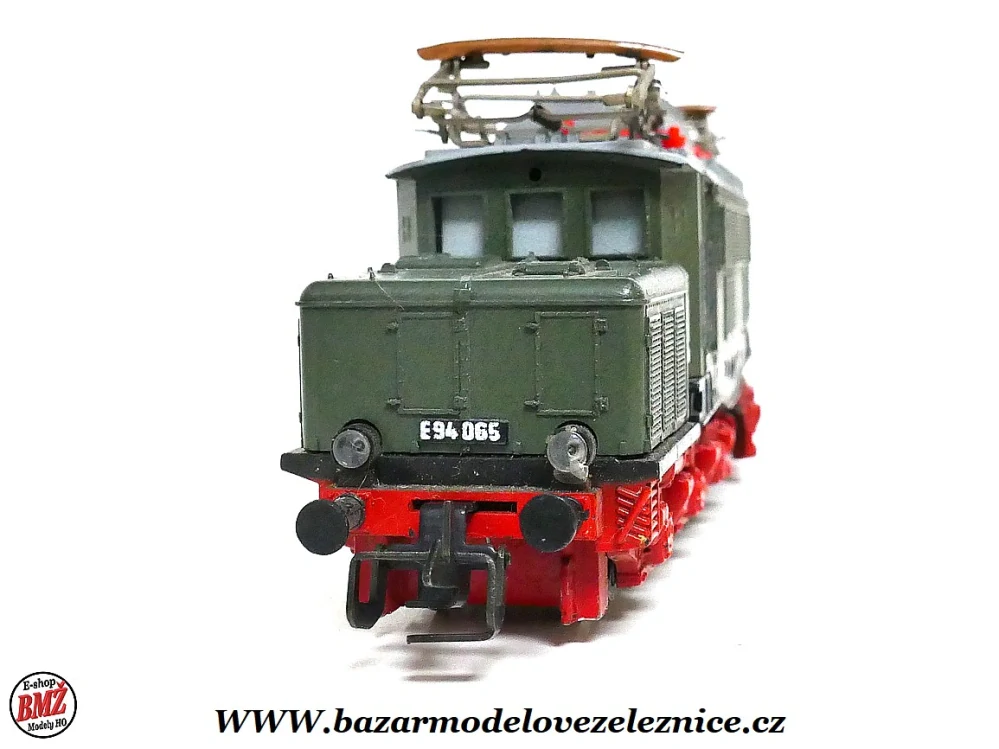 Zeuke - Elektrická lokomotiva E 94 065DR - TT