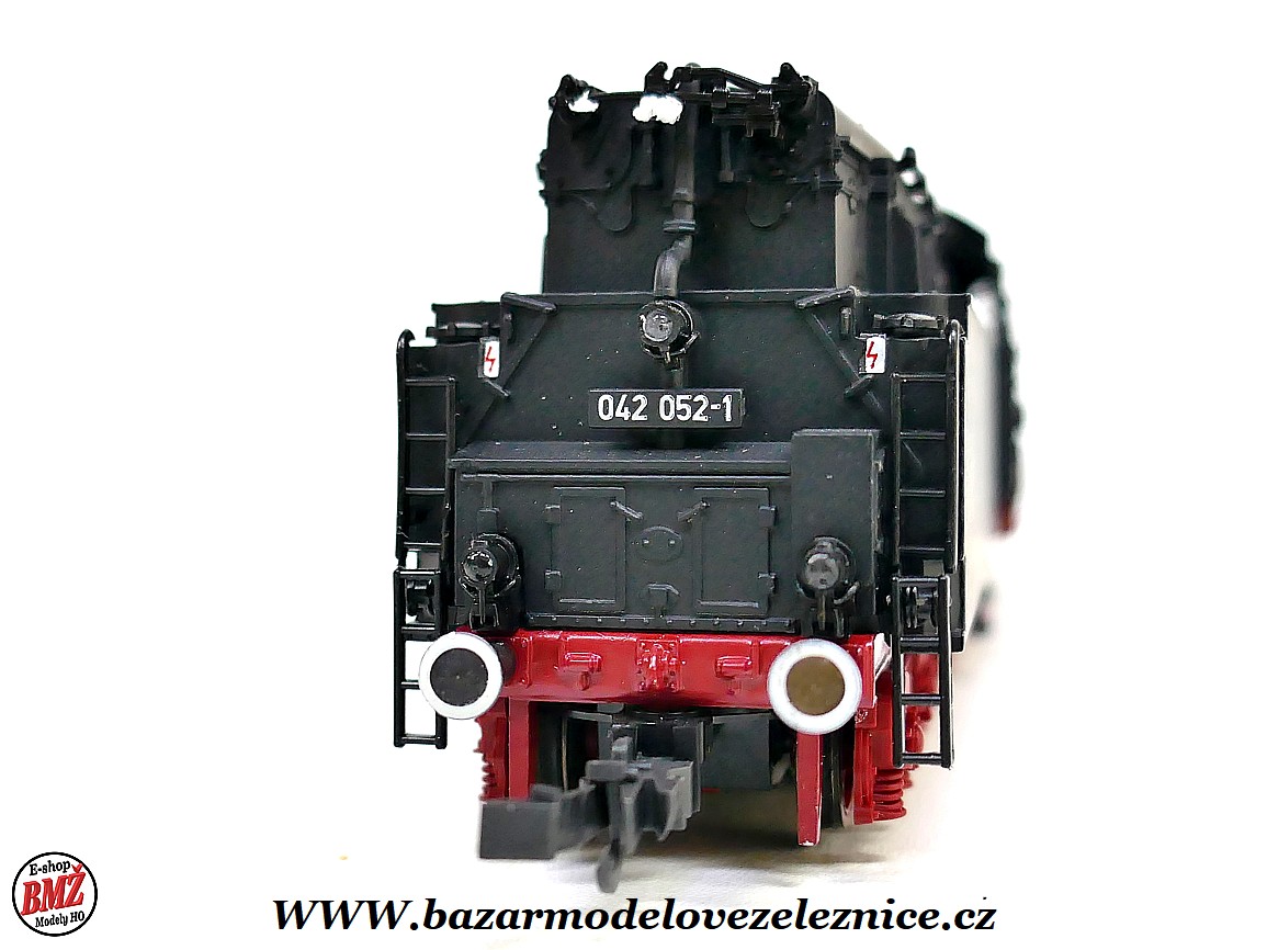 Roco - DC - Parní lokomotiva BR 42 052 DB- HO