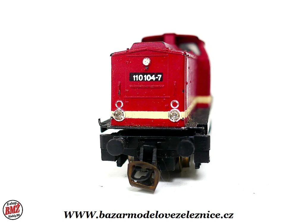 BTTB - Dieselová lokomotiva BR 110 104 DR - TT