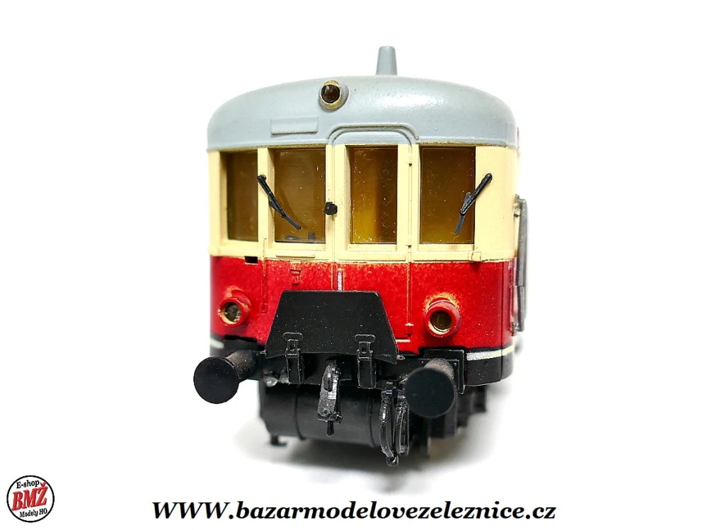 PIKO DDR - DC - Motorový vůz BR 185 DR - HO