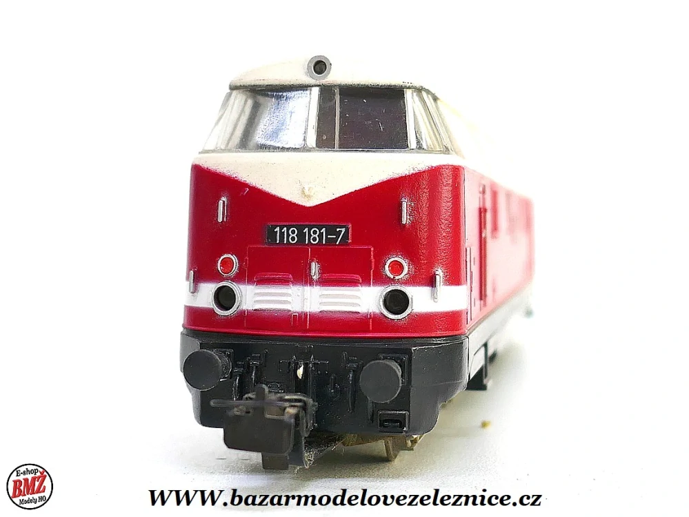 PIKO DDR - DC  - Dieselová lokomotiva BR 118 181  DR - HO
