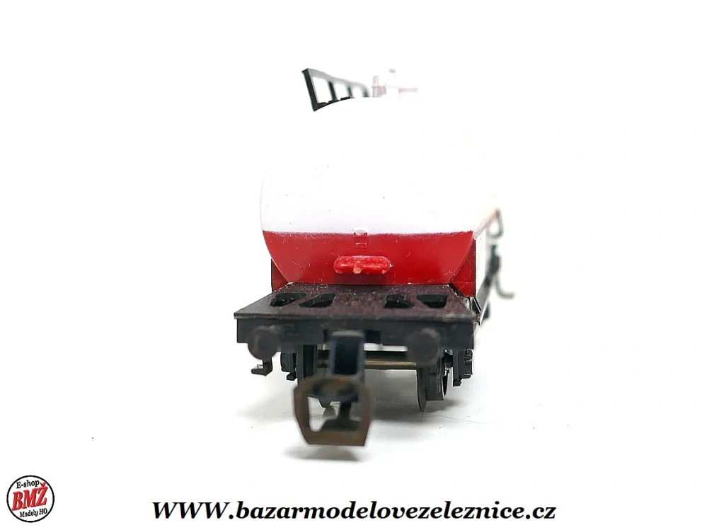 BTTB - Cisternový vůz Mobil SJ - TT