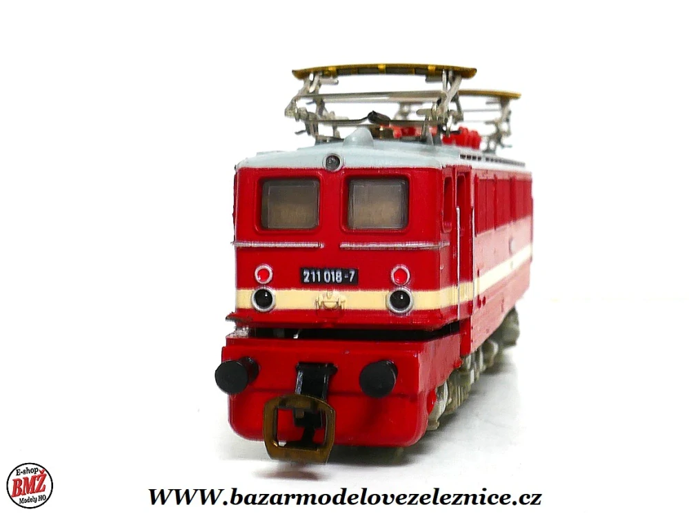 BTTB - Elektrická lokomotiva BR 211 018 DR - TT