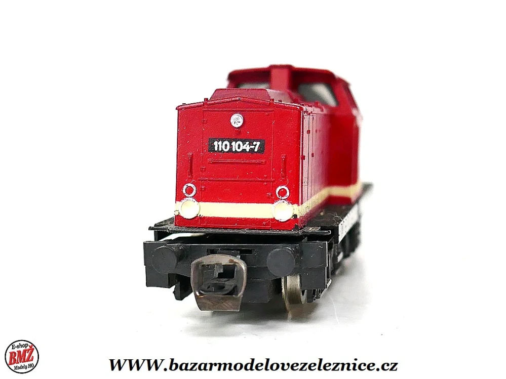 BTTB - Dieselová lokomotiva BR 110 104 DR - TT