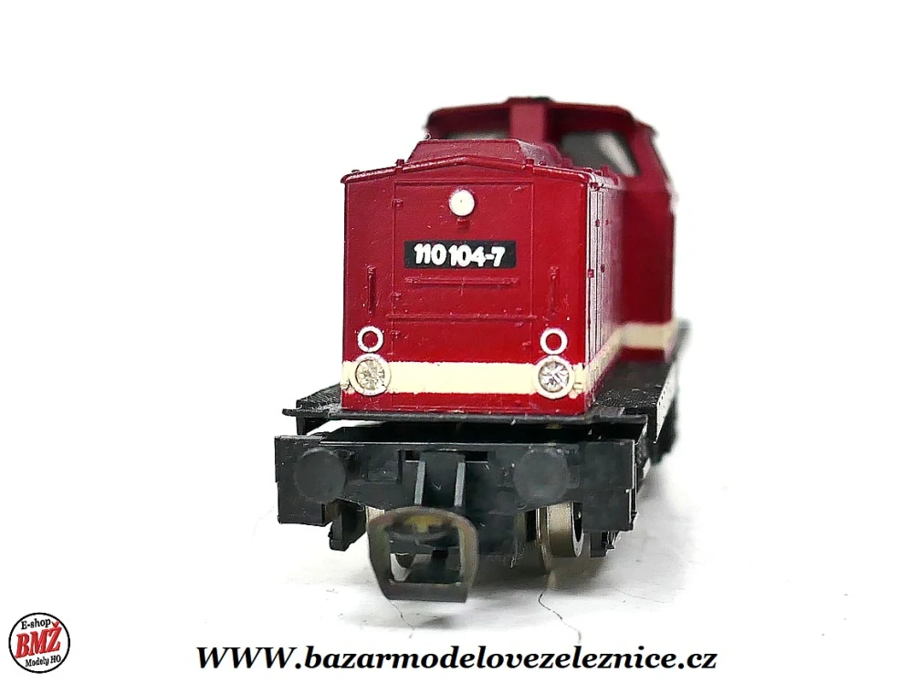 BTTB - Dieselová lokomotiva BR 110 104 DR - TT