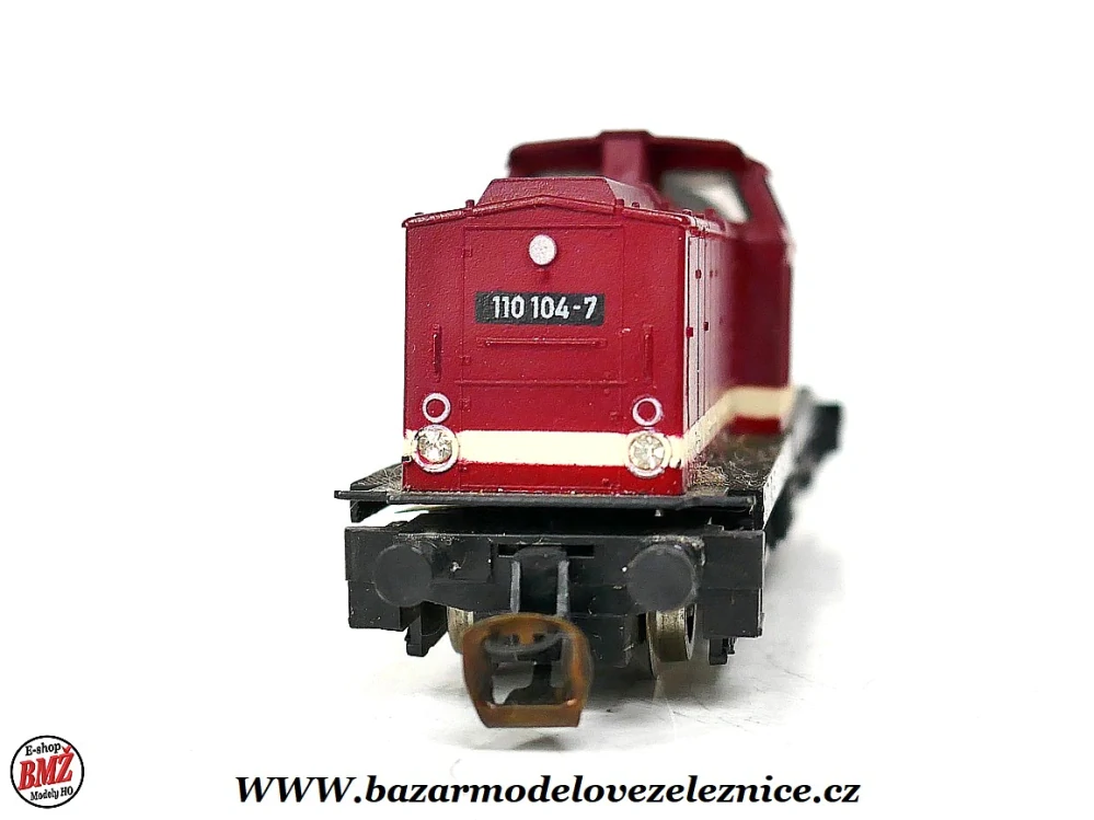 BTTB - Dieselová lokomotiva BR 110 104 DR - TT