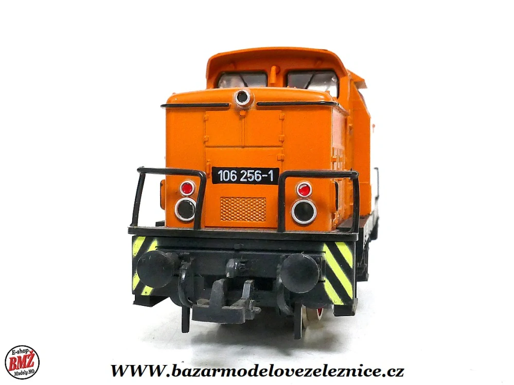 Piko DDR - DC - Dieselová lokomotiva BR 106 256 DR - HO