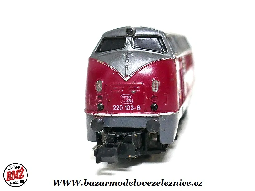 Arnold - DC - Dieselová lokomotiva BR 220 DB - N