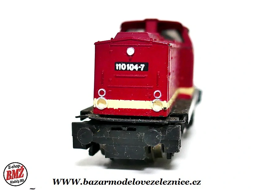 BTTB - Dieselová lokomotiva BR 110 104 DR - TT